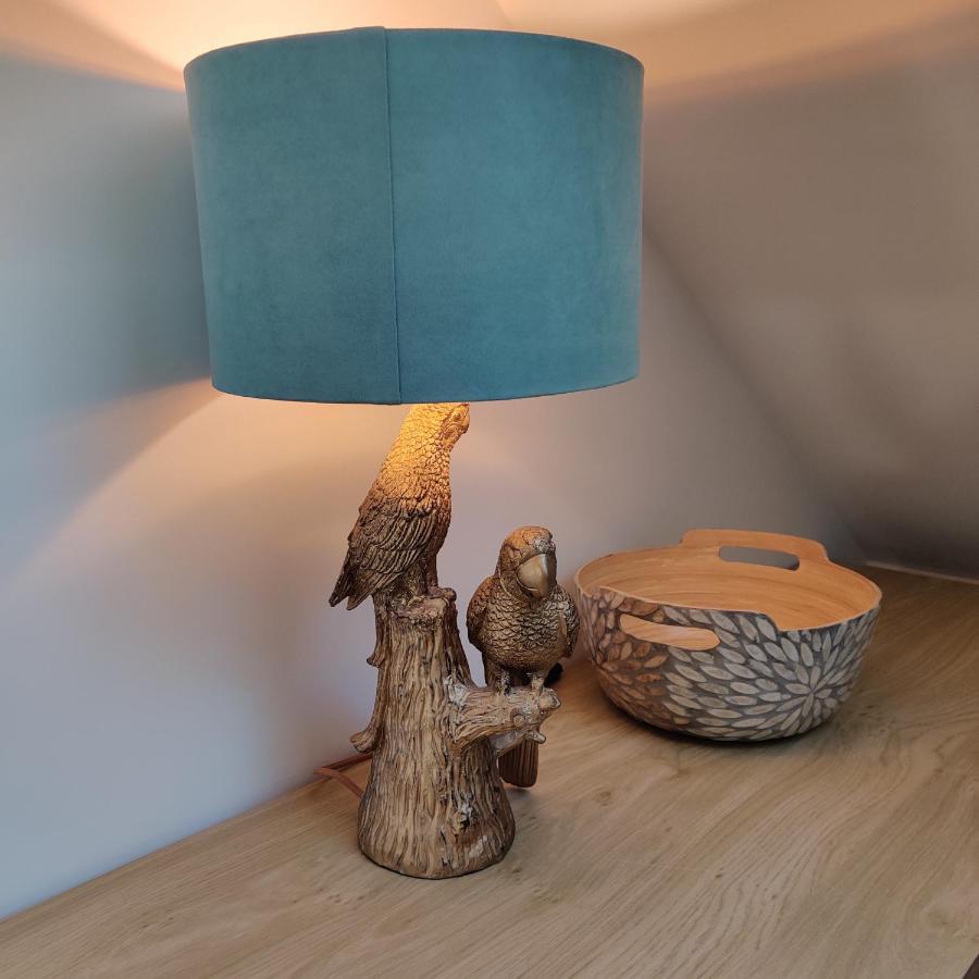 Delightful & Picturesque Modern Detached Apartment, Next To Chester Zoo, Near Park And Ride To City Centre Dış mekan fotoğraf
